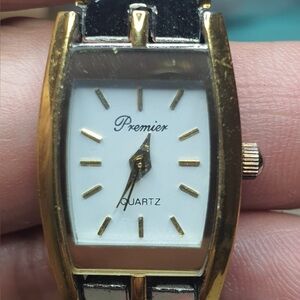 🦋10/$20🦋 Premier Quartz Silver/Goldtone Women's Watch
